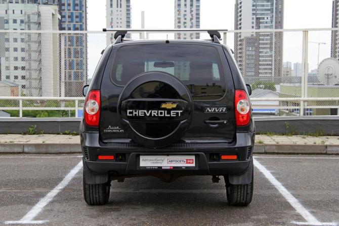 Chevrolet Niva I Рестайлинг с пробегом 2018 года, цена 722 300 рублей, 121479 км, внедорожник, Автокод Объявления