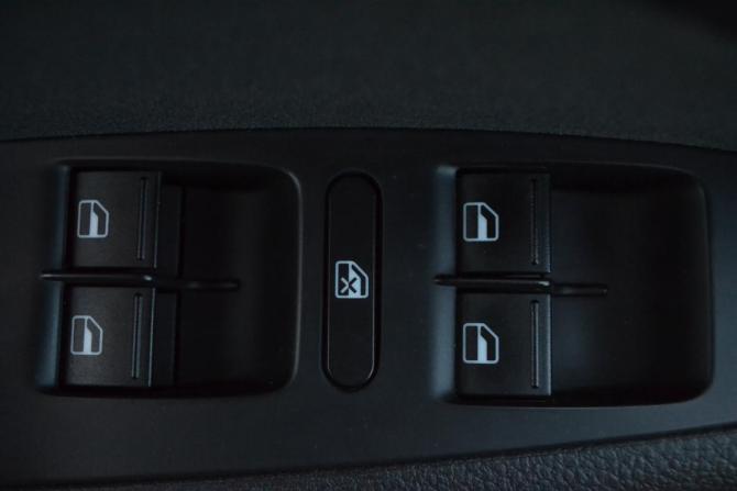 Volkswagen Jetta VI с пробегом 2012 года, цена 1 250 000 рублей, 116038 км, седан, Автокод Объявления