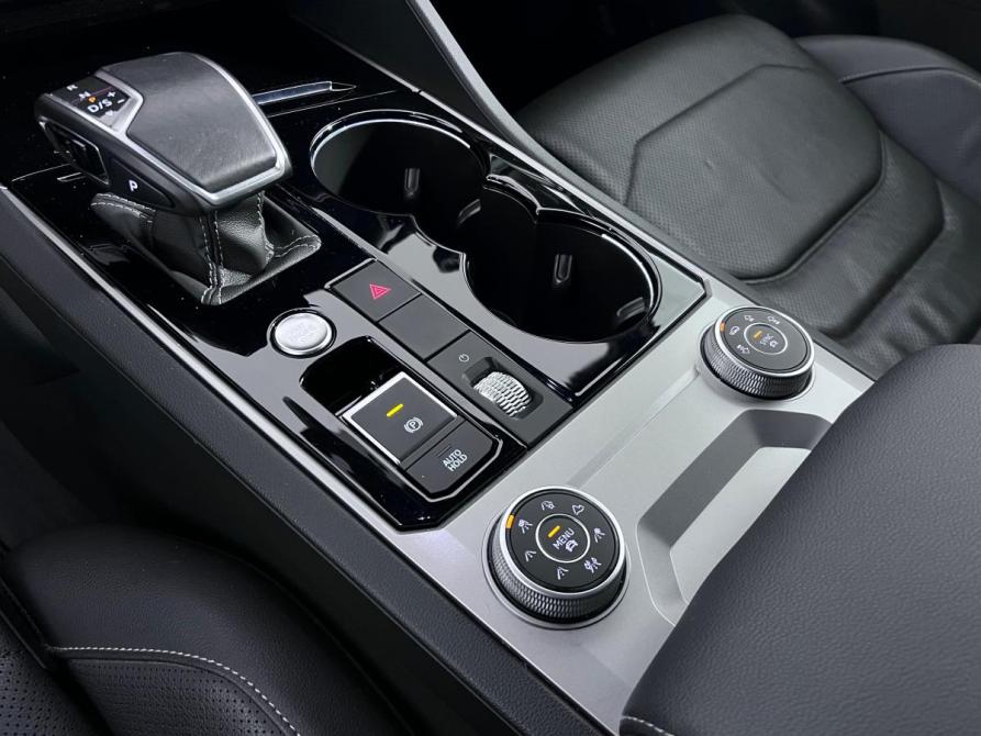 Volkswagen Touareg III Ростов-на-Дону  - изображение 17