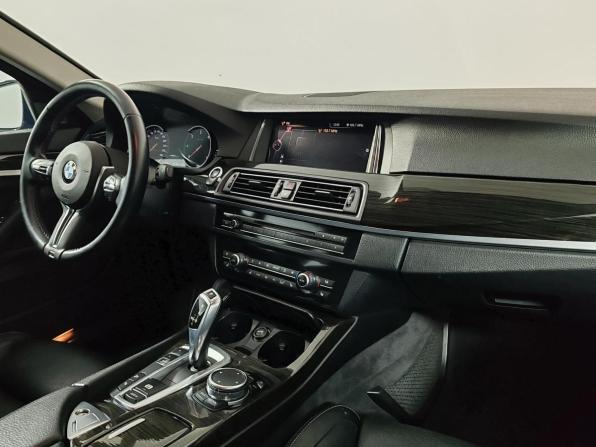 BMW 5 серии VI (F10/F11/F07) Рестайлинг с пробегом 2016 года, цена 3 199 000 рублей, 111922 км, седан, Автокод Объявления