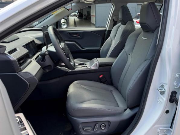 Toyota Wildlander II с пробегом 2026 года, цена 4 449 000 рублей, 14 км, внедорожник, Автокод Объявления