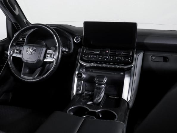 Toyota Land Cruiser 300 Series с пробегом 2021 года, цена 10 350 000 рублей, 56952 км, внедорожник, Автокод Объявления