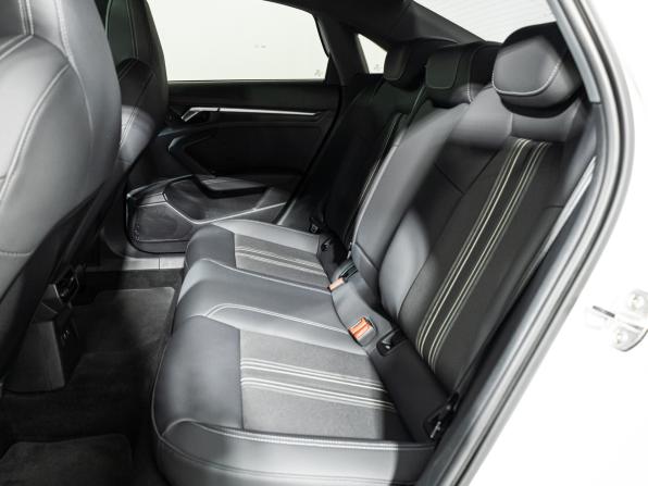Audi A3 IV (8Y) с пробегом 2021 года, цена 2 925 900 рублей, 55076 км, седан, Автокод Объявления