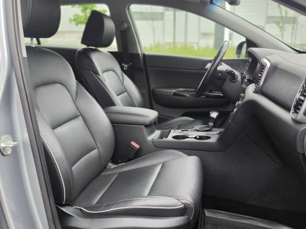 Kia Sportage IV Рестайлинг с пробегом 2021 года, цена 2 990 000 рублей, 48622 км, внедорожник, Автокод Объявления