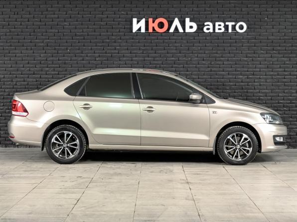 Volkswagen Polo V Рестайлинг с пробегом 2016 года, цена 1 160 000 рублей, 137518 км, седан, Автокод Объявления