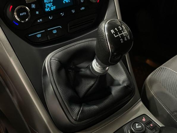 Ford Kuga II с пробегом 2013 года, цена 1 030 000 рублей, 147989 км, внедорожник, Автокод Объявления
