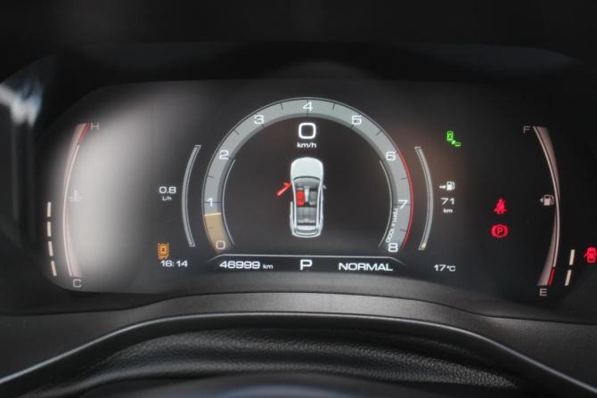Haval Jolion I Рестайлинг с пробегом 2024 года, цена 2 097 000 рублей, 47000 км, внедорожник, Автокод Объявления