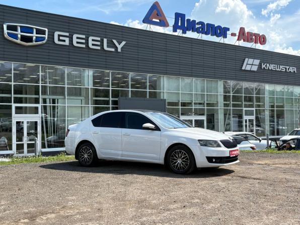 Skoda Octavia III (A7) с пробегом 2013 года, цена 720 000 рублей, 267402 км, лифтбек, Автокод Объявления