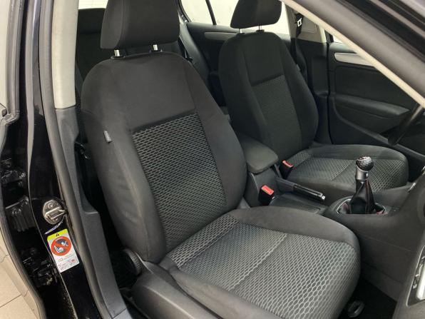 Volkswagen Golf VI с пробегом 2011 года, цена 740 000 рублей, 242161 км, хэтчбек, Автокод Объявления