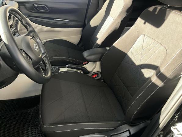 Hyundai Bayon I с пробегом 2022 года, цена 1 956 820 рублей, 11731 км, внедорожник, Автокод Объявления