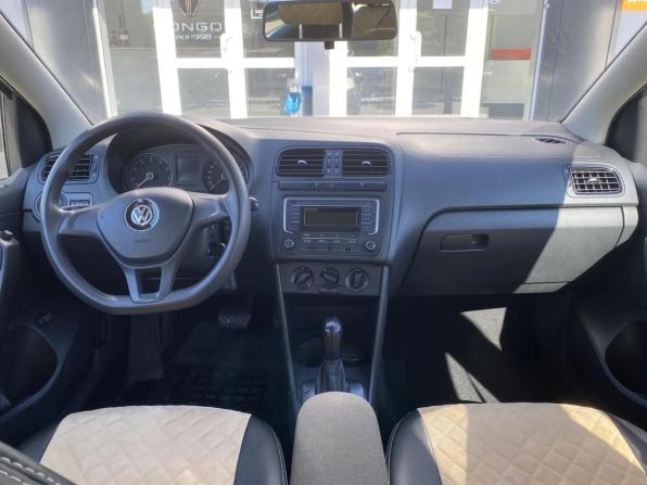 Volkswagen Polo V Рестайлинг с пробегом 2018 года, цена 1 265 000 рублей, 106000 км, седан, Автокод Объявления