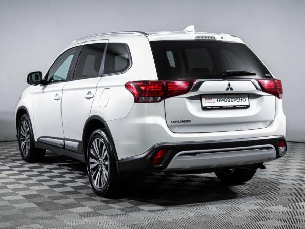 Mitsubishi Outlander III Рестайлинг 3 с пробегом 2020 года, цена 2 198 000 рублей, 120650 км, внедорожник, Автокод Объявления