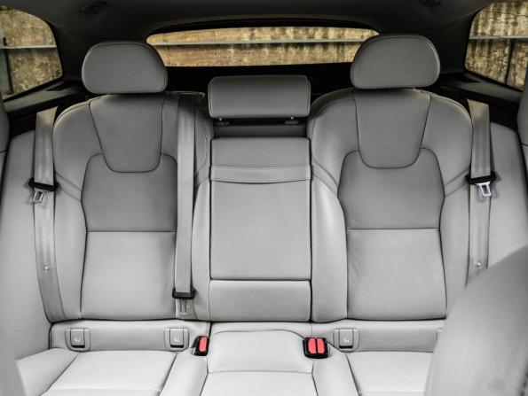 Volvo XC60 II с пробегом 2018 года, цена 3 669 000 рублей, 114925 км, внедорожник, Автокод Объявления