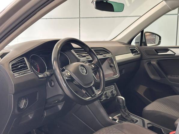 Volkswagen Tiguan II с пробегом 2019 года, цена 2 557 000 рублей, 70912 км, внедорожник, Автокод Объявления