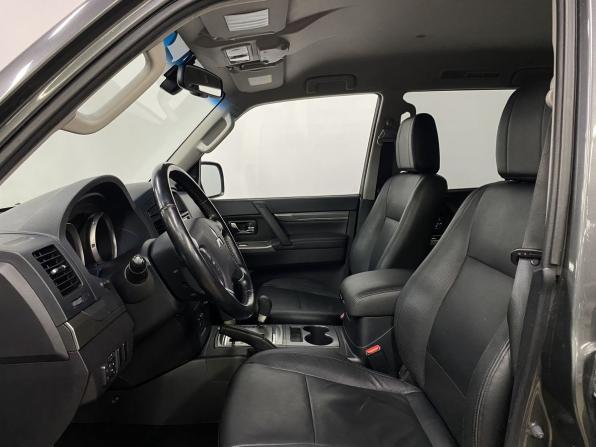 Mitsubishi Pajero IV Рестайлинг 1 с пробегом 2012 года, цена 2 039 000 рублей, 176696 км, внедорожник, Автокод Объявления