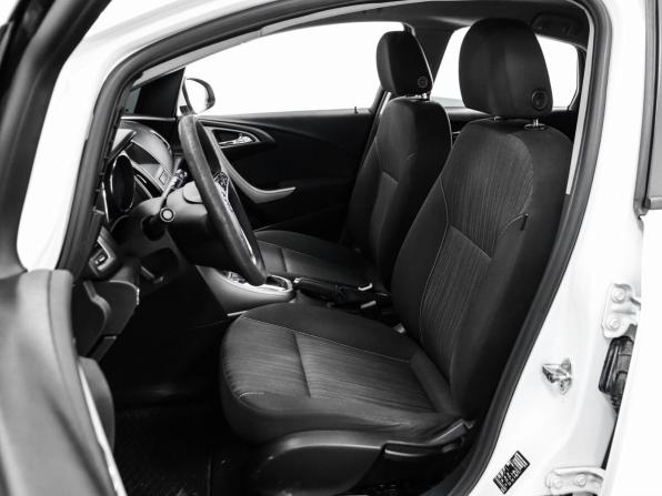 Opel Astra J с пробегом 2011 года, цена 799 000 рублей, 213308 км, хэтчбек, Автокод Объявления
