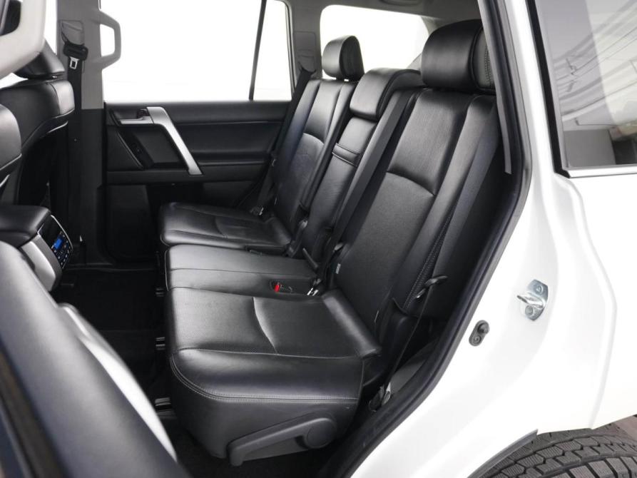 Toyota Land Cruiser Prado 150 Series Рестайлинг 2 Москва  - изображение 9