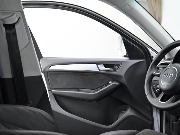 Audi Q5 I (8R) Рестайлинг с пробегом 2014 года, цена 1 649 000 рублей, 94000 км, внедорожник, Автокод Объявления