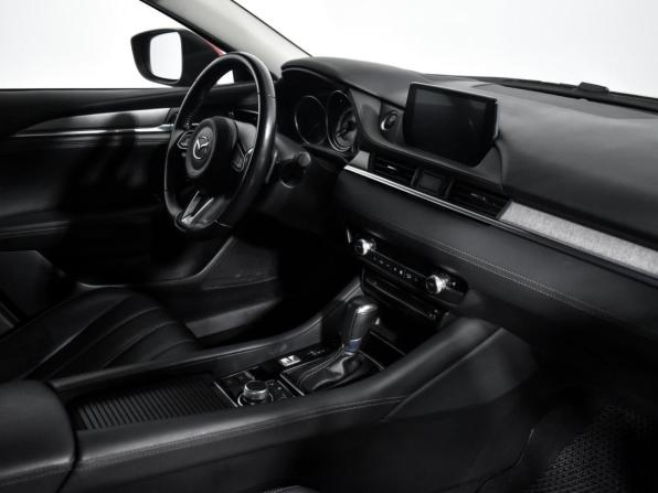 Mazda 6 III (GJ) Рестайлинг 2 с пробегом 2021 года, цена 2 690 000 рублей, 52764 км, седан, Автокод Объявления