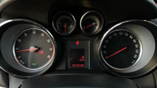 Opel Mokka I с пробегом 2013 года, цена 979 000 рублей, 165036 км, внедорожник, Автокод Объявления