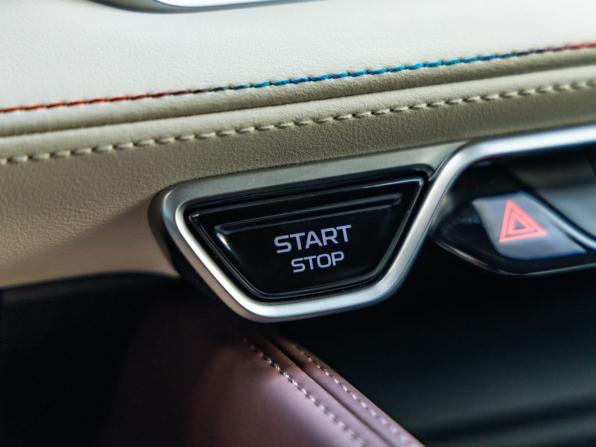 Geely Monjaro I с пробегом 2024 года, цена 3 448 000 рублей, 12069 км, внедорожник, Автокод Объявления
