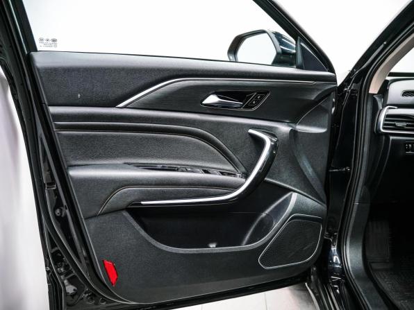 FAW Bestune T77 I с пробегом 2022 года, цена 1 679 000 рублей, 37571 км, внедорожник, Автокод Объявления