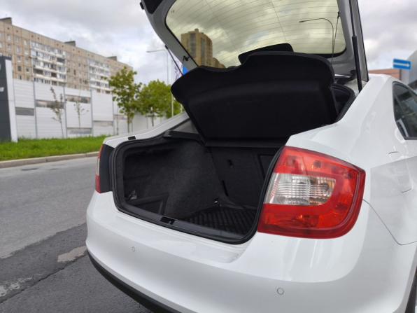 Skoda Rapid I с пробегом 2014 года, цена 805 000 рублей, 204681 км, седан, Автокод Объявления