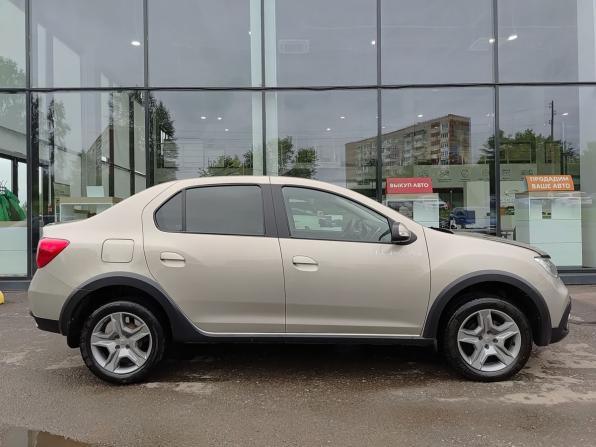 Renault Logan II Рестайлинг с пробегом 2019 года, цена 1 259 800 рублей, 45575 км, седан, Автокод Объявления