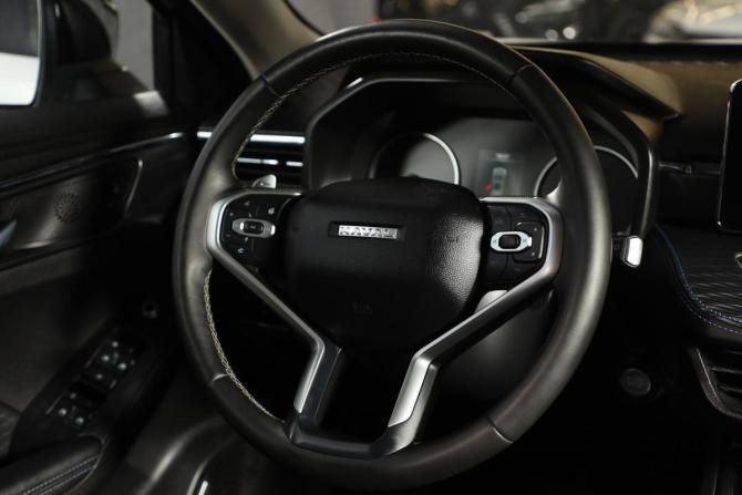 Haval Jolion I Рестайлинг с пробегом 2024 года, цена 1 849 000 рублей, 44001 км, внедорожник, Автокод Объявления