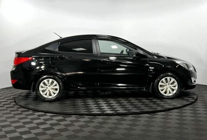 Hyundai Solaris I с пробегом 2014 года, цена 830 000 рублей, 172403 км, седан, Автокод Объявления