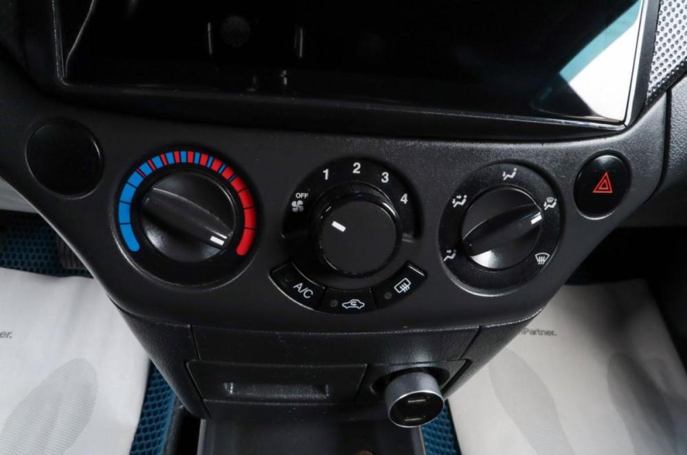 Chevrolet Aveo I Рестайлинг Челябинск  - изображение 13