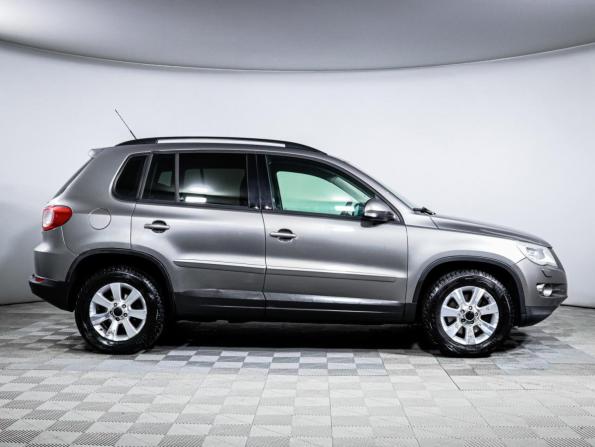 Volkswagen Tiguan I с пробегом 2009 года, цена 670 000 рублей, 252665 км, внедорожник, Автокод Объявления