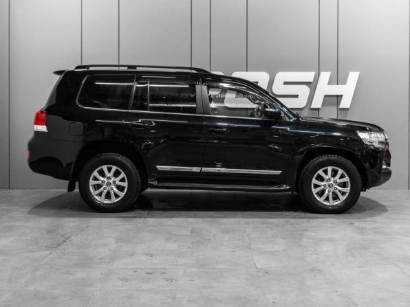 Toyota Land Cruiser 200 Series Рестайлинг 2 с пробегом 2016 года, цена 4 725 000 рублей, 169570 км, внедорожник, Автокод Объявления