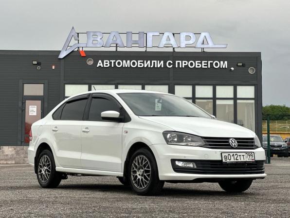 Volkswagen Polo V Рестайлинг с пробегом 2016 года, цена 1 080 000 рублей, 88000 км, седан, Автокод Объявления