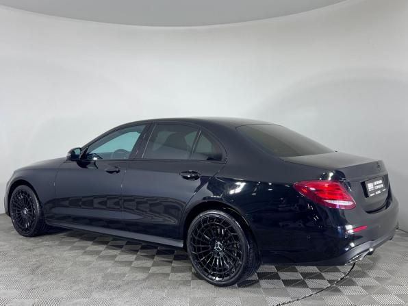 Mercedes-Benz E-Класс V (W213 S213 C238) с пробегом 2018 года, цена 3 230 000 рублей, 128641 км, седан, Автокод Объявления