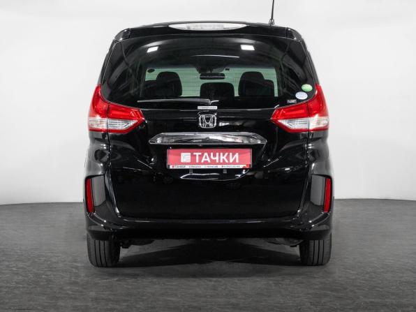 Honda Freed II с пробегом 2017 года, цена 1 449 500 рублей, 83268 км, компактвэн, Автокод Объявления
