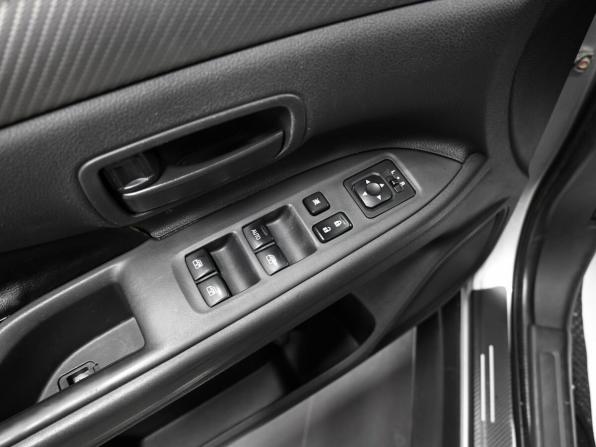Mitsubishi Outlander III Рестайлинг 2 с пробегом 2015 года, цена 1 395 000 рублей, 249303 км, внедорожник, Автокод Объявления