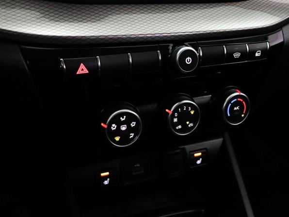 Lada (ВАЗ) Vesta I Рестайлинг (NG) с пробегом 2024 года, цена 1 399 000 рублей, 8592 км, седан, Автокод Объявления