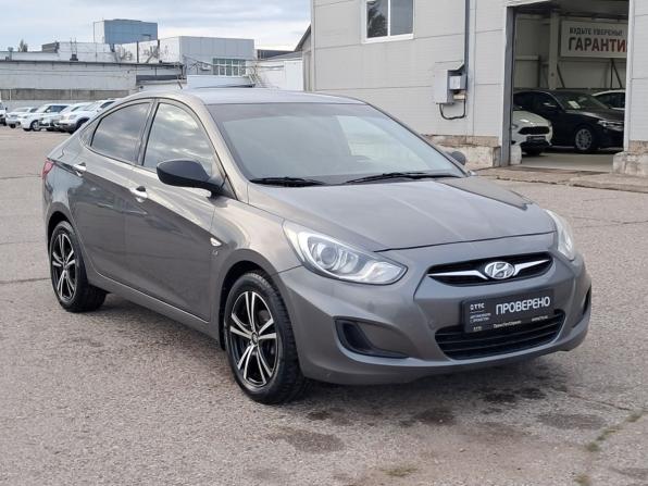 Hyundai Solaris I с пробегом 2014 года, цена 700 000 рублей, 175830 км, седан, Автокод Объявления