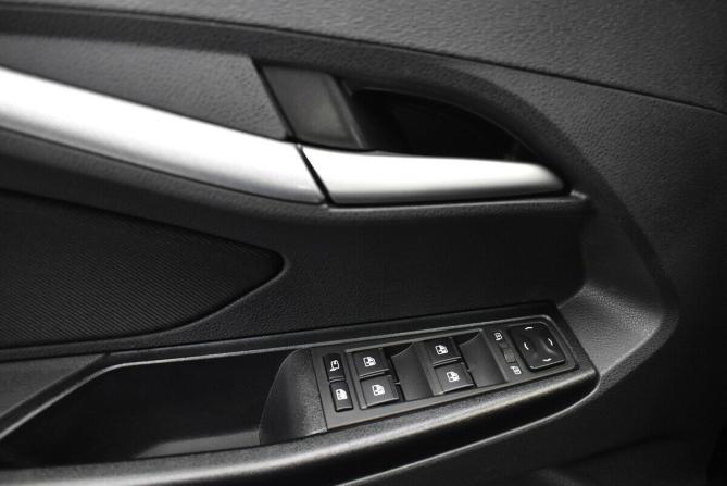 Lada (ВАЗ) Vesta I с пробегом 2018 года, цена 1 000 000 рублей, 43561 км, седан, Автокод Объявления