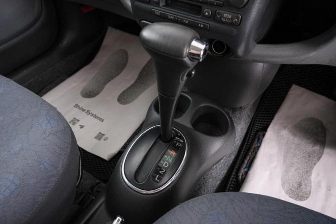 Toyota Vitz I (P10) с пробегом 2002 года, цена 429 000 рублей, 285000 км, хэтчбек, Автокод Объявления