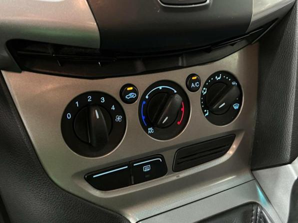Ford Focus III с пробегом 2012 года, цена 520 000 рублей, 345000 км, хэтчбек, Автокод Объявления