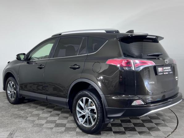 Toyota RAV4 IV (XA40) Рестайлинг с пробегом 2015 года, цена 1 780 000 рублей, 211000 км, внедорожник, Автокод Объявления