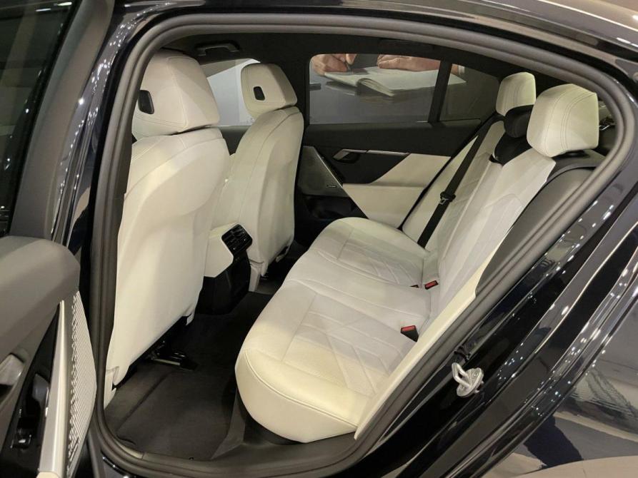 BMW 5 серии VIII (G60/G61/G68) Москва  - изображение 10