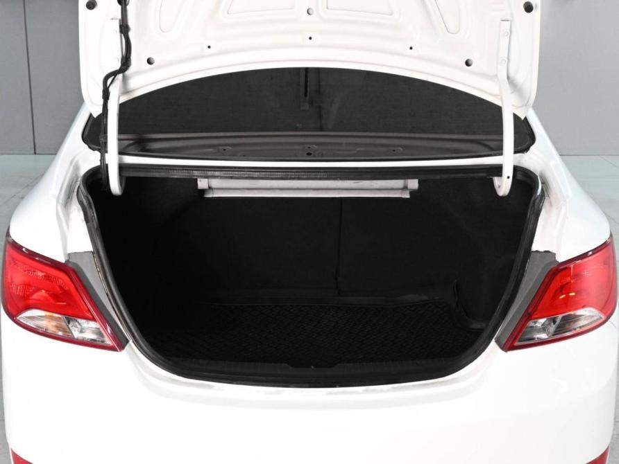 Hyundai Solaris I Рестайлинг Ростов-на-Дону  - изображение 17
