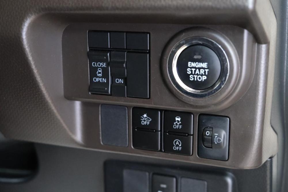Toyota Roomy I Рестайлинг Омск  - изображение 10
