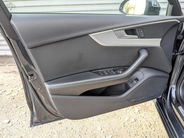 Audi A4 V (B9) Рестайлинг с пробегом 2020 года, цена 3 245 000 рублей, 114649 км, седан, Автокод Объявления