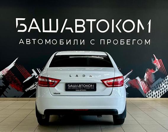 Lada (ВАЗ) Vesta I с пробегом 2021 года, цена 899 000 рублей, 131539 км, седан, Автокод Объявления