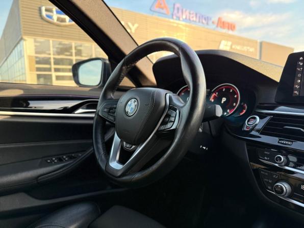 BMW 5 серии VII (G30/G31/G38) с пробегом 2018 года, цена 3 130 000 рублей, 129871 км, седан, Автокод Объявления