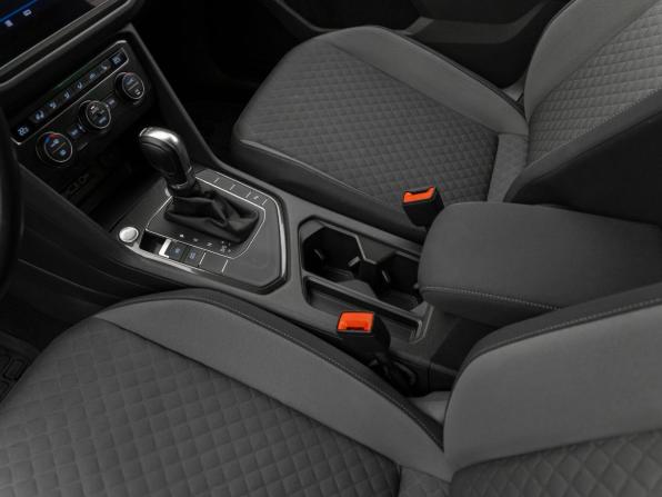 Volkswagen Tiguan II с пробегом 2019 года, цена 2 200 000 рублей, 100253 км, внедорожник, Автокод Объявления